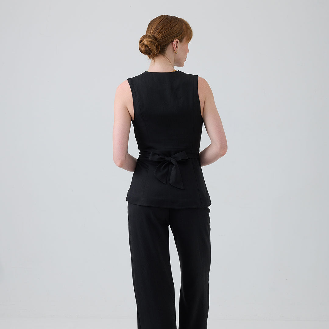 eight to eight Raven Waistcoat